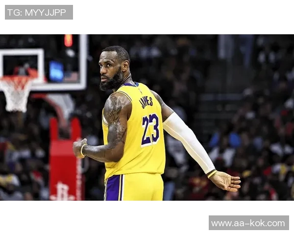 湖人计划休赛期追逐中锋目标锁定3D侧翼球员艾顿仅为短期选择